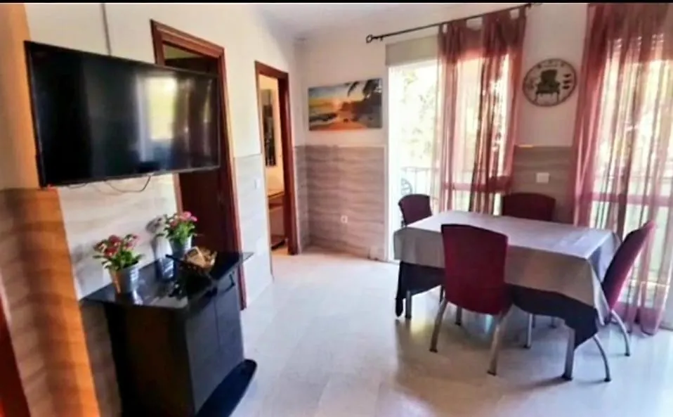 Magnifico Apartamento En Benalmadena 0*,